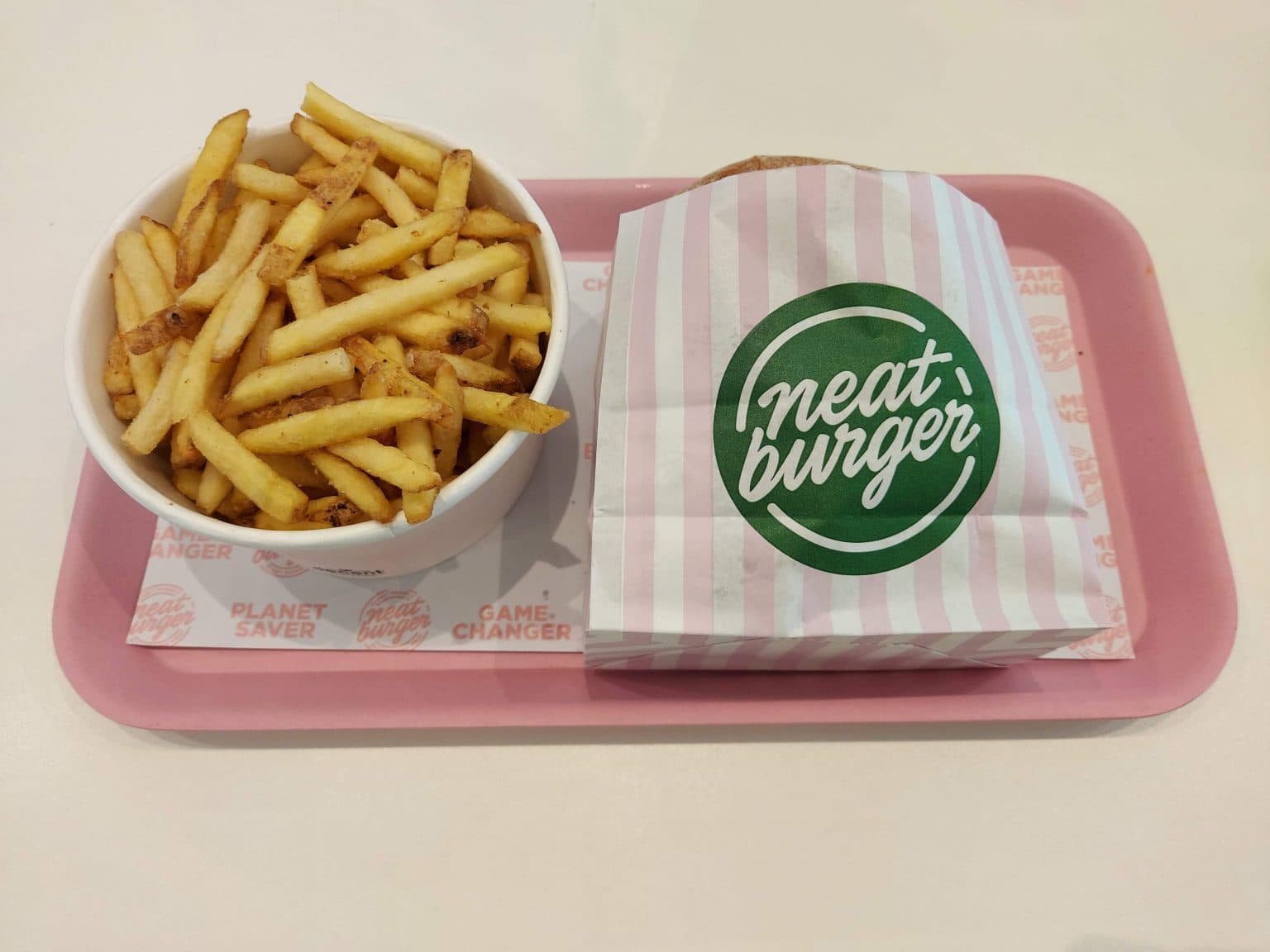 Neat Burger – Chik’n Burger