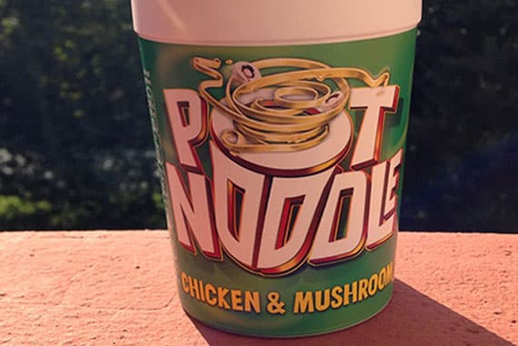 Pot Noodle – Chicken & Mushroom